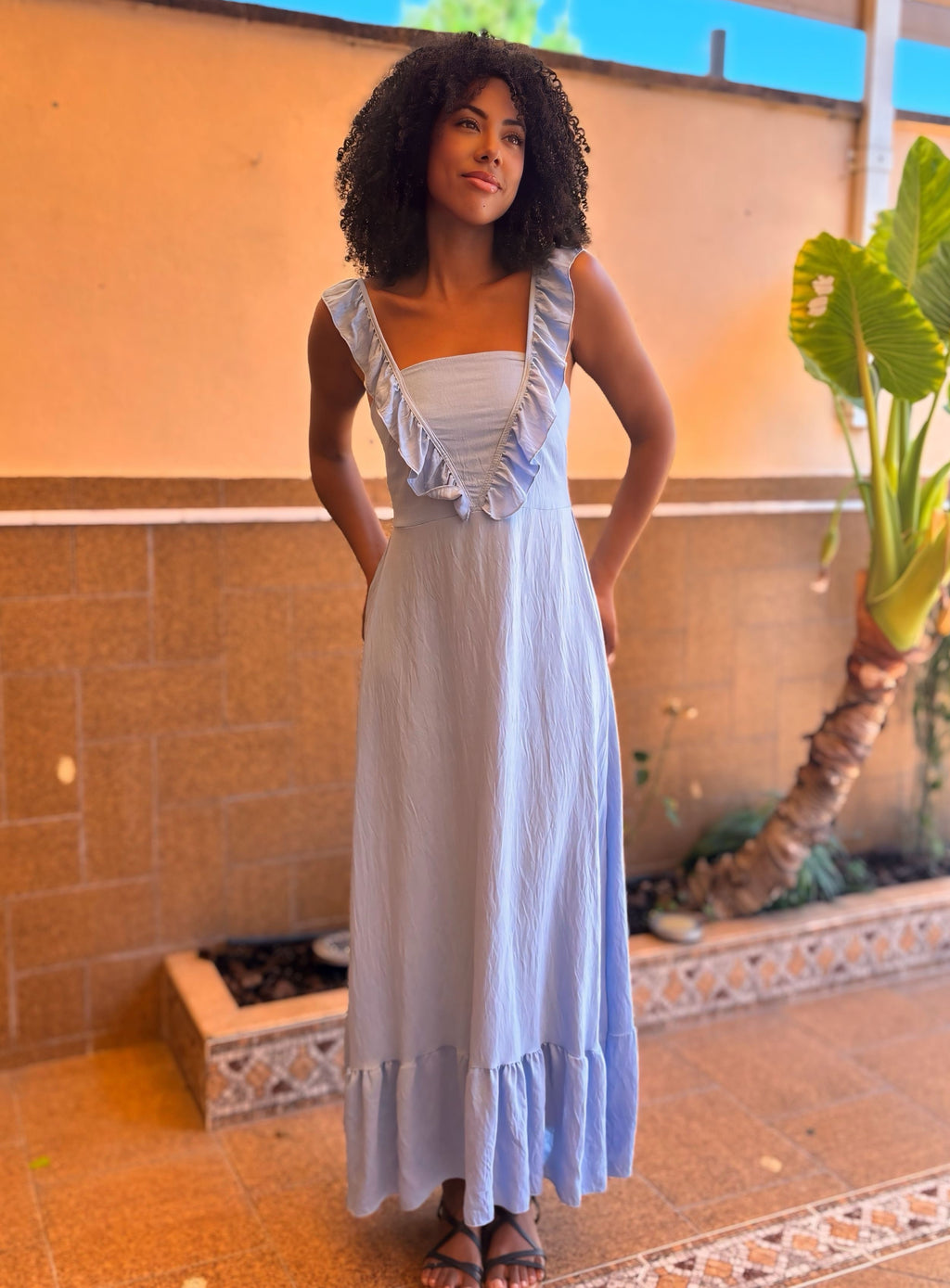 VESTIDO CELESTE LARGO