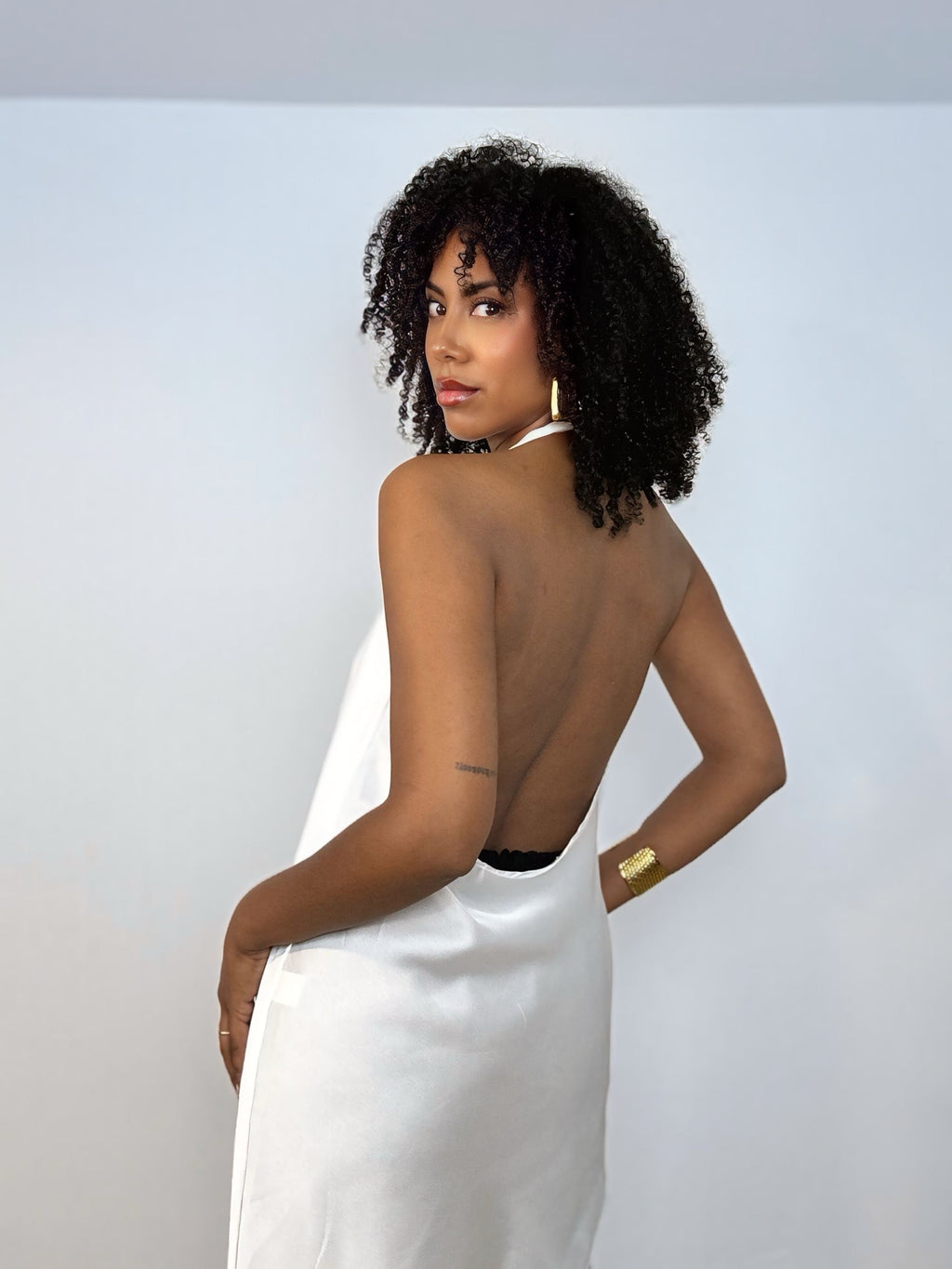 BLUSA ASIMÉTRICA BLANCA