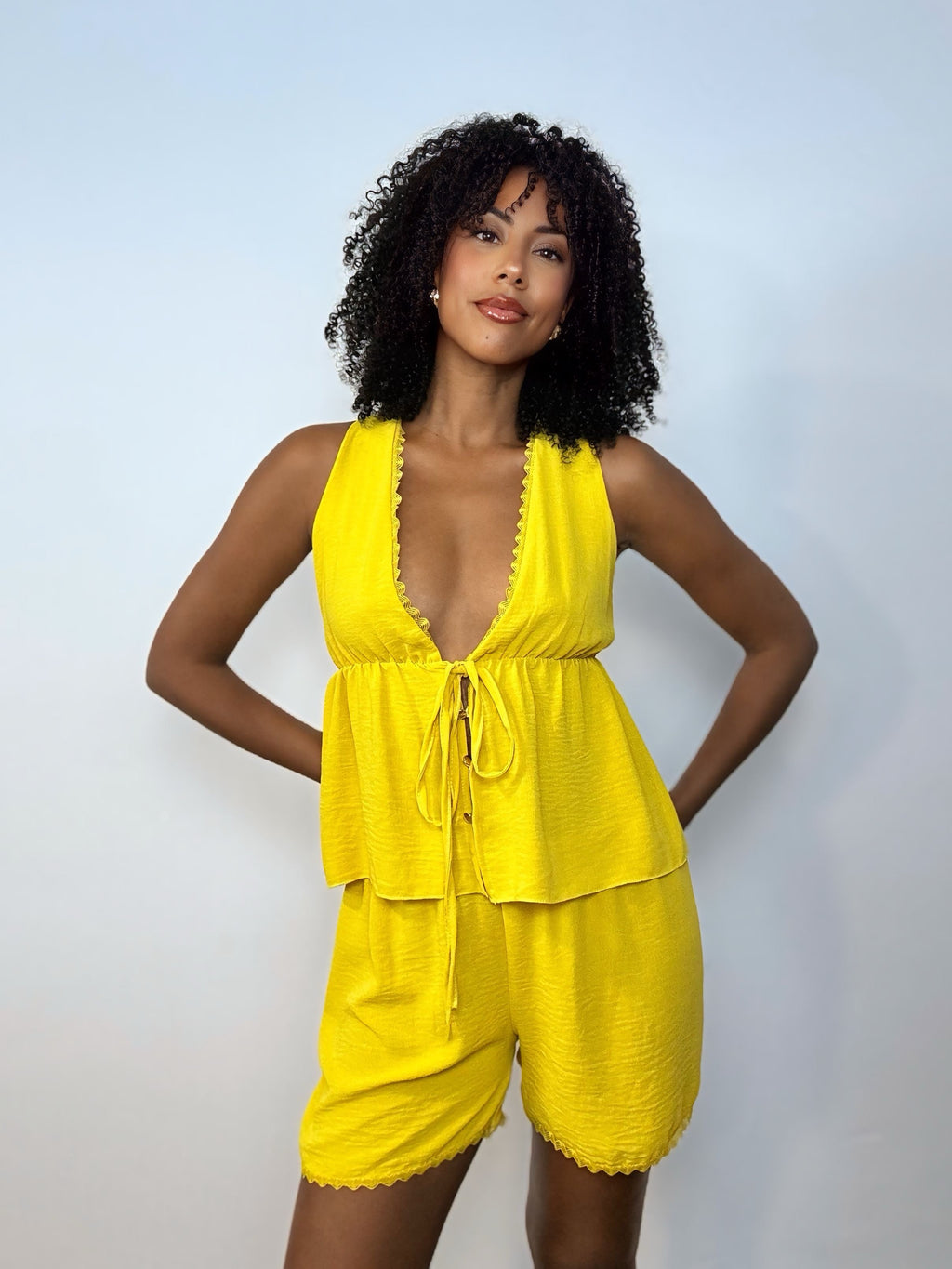 CONJUNTO AMARILLO