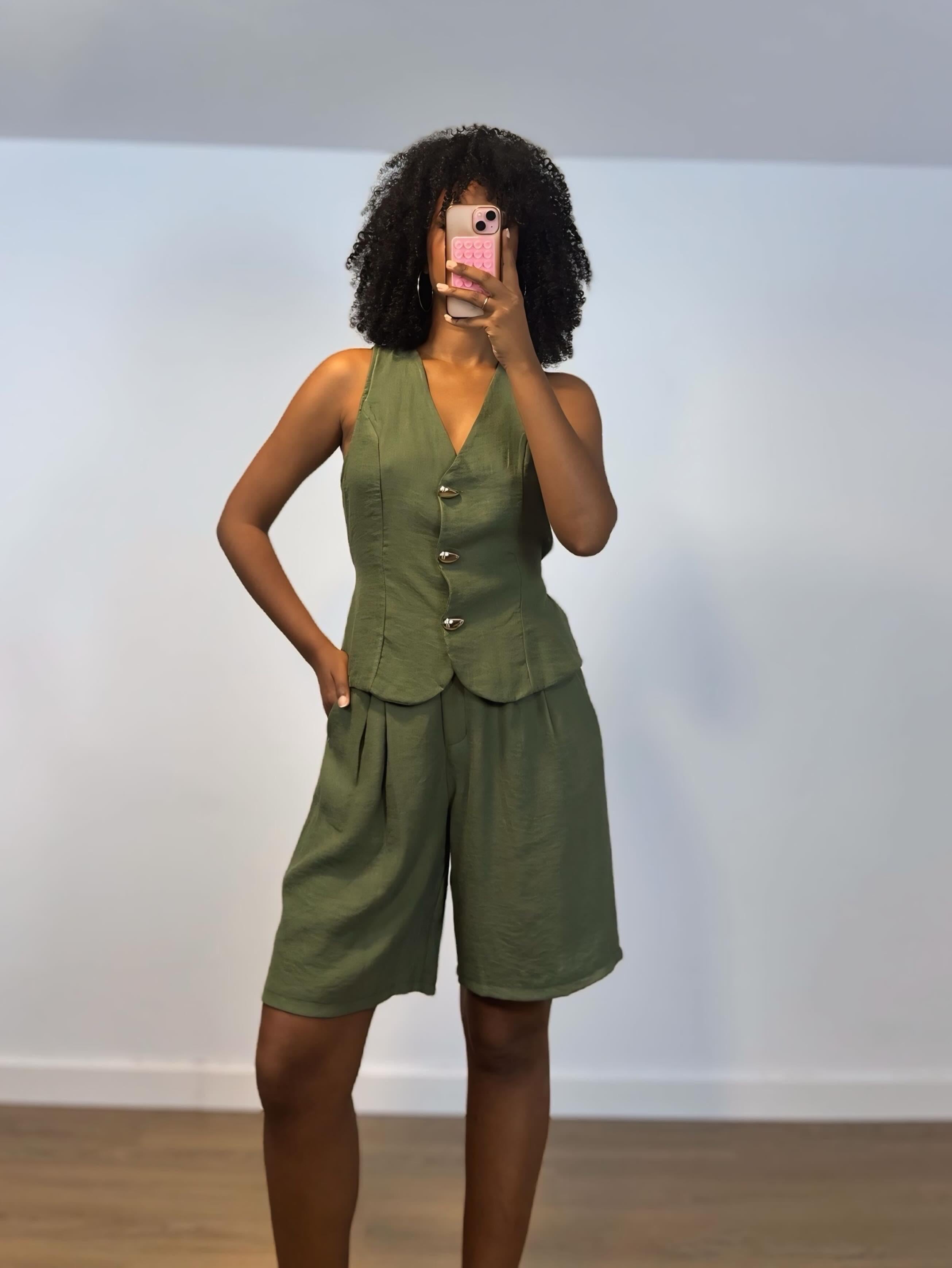 CONJUNTO CON BERMUDA TIPO LINO VERDE
