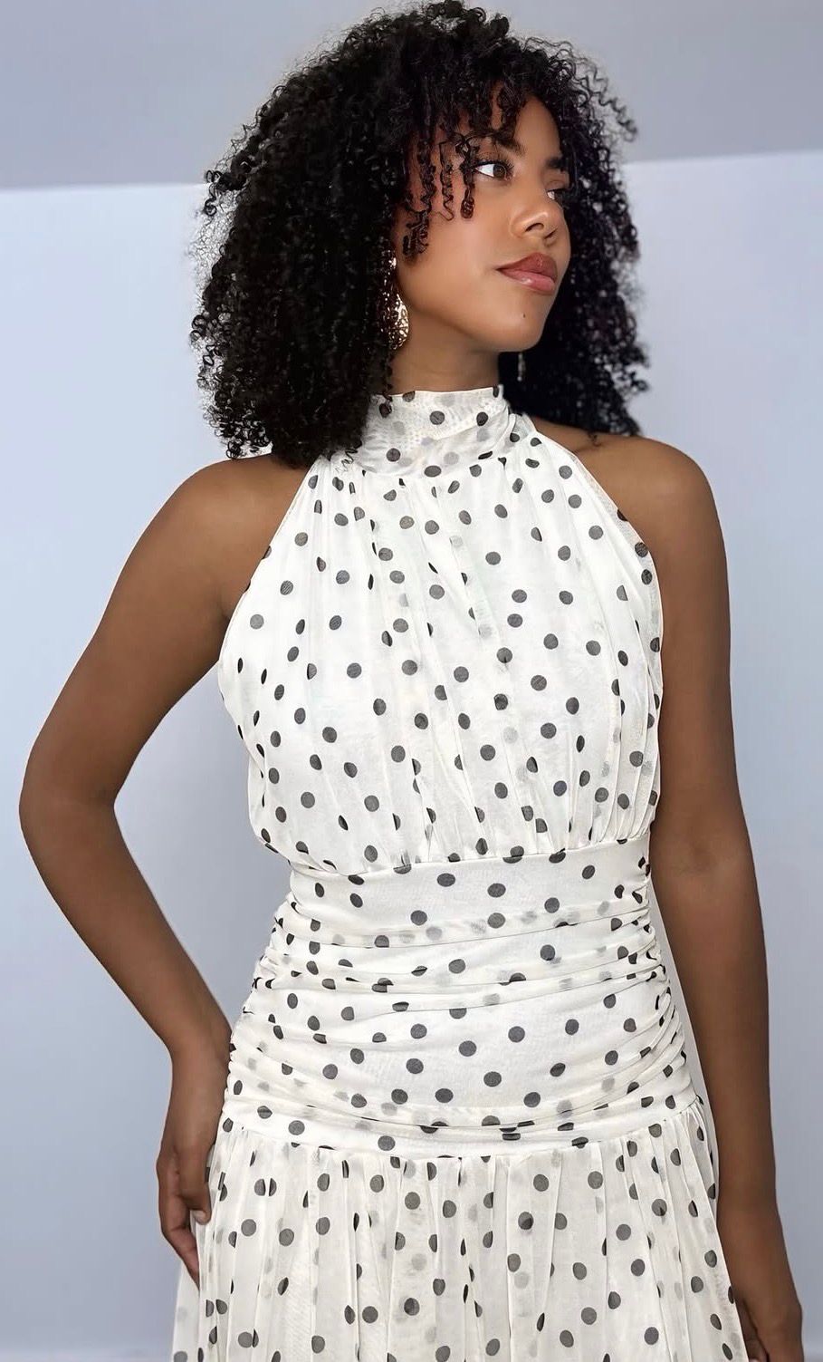 VESTIDO BLANCO LUNARES